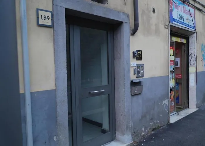 Vacanze Gallery 189 Vicino Stazione 斯培西亚